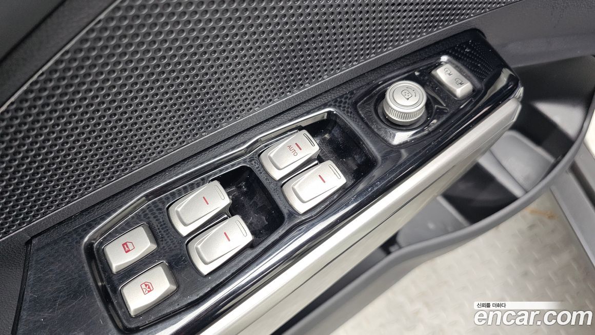 KG_Mobility_Ssangyong TIBOLI 2017