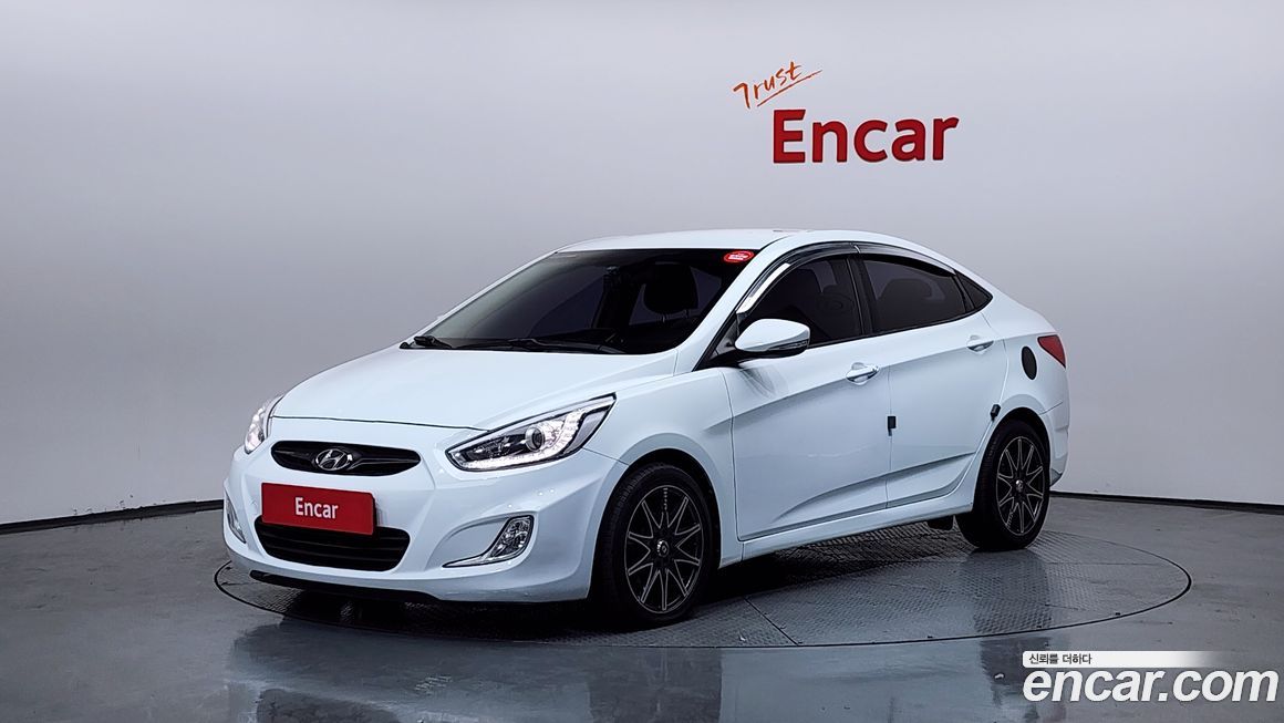 Hyundai Accent 2015