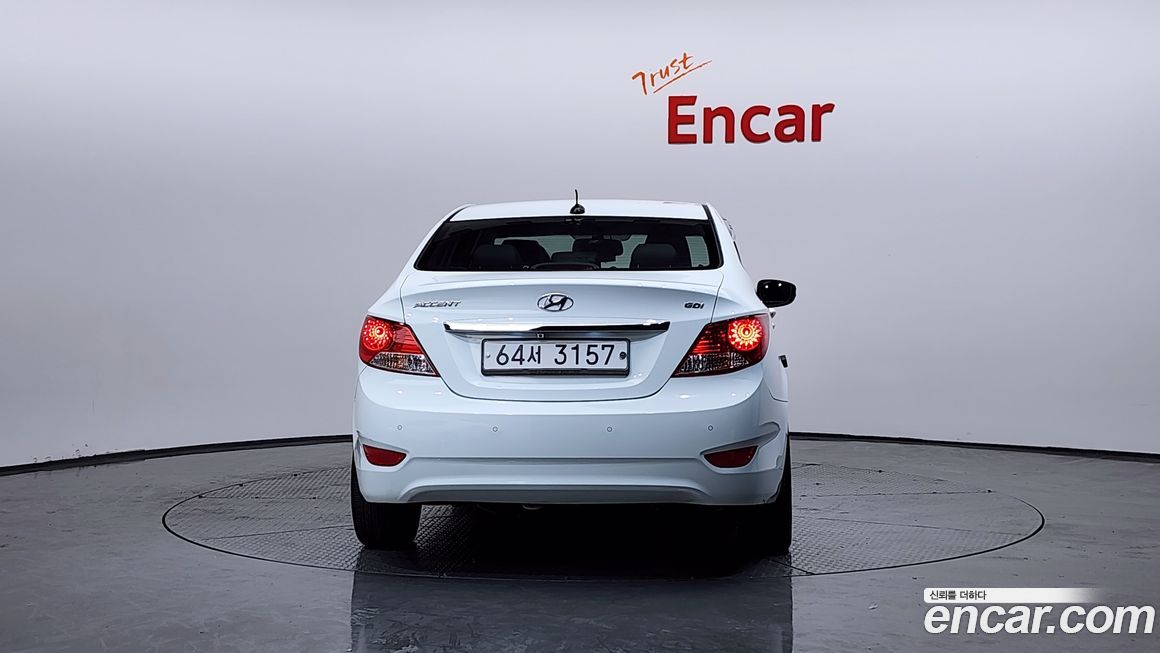 Hyundai Accent 2015