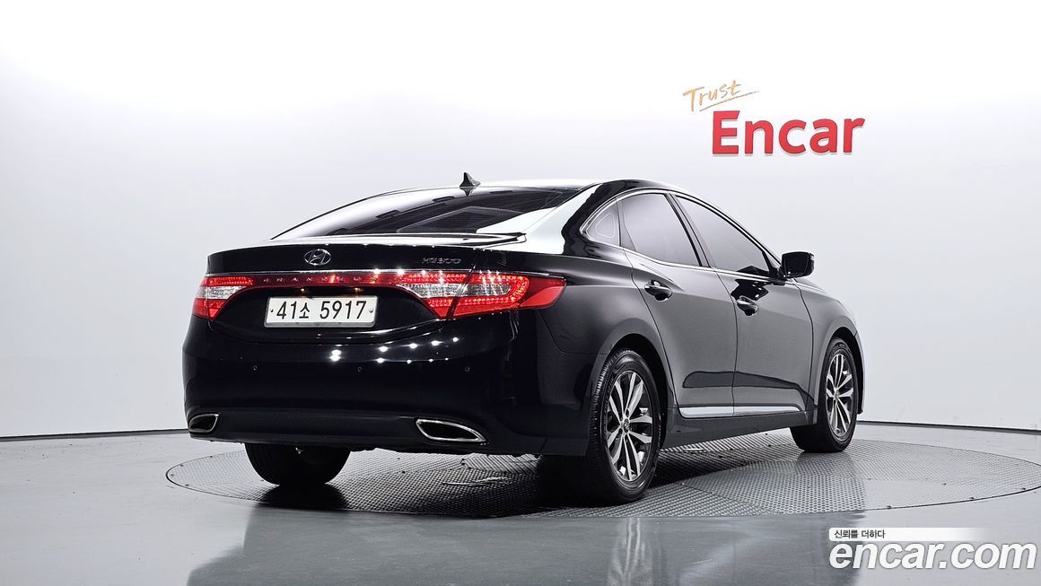 Hyundai Grandeur 2011