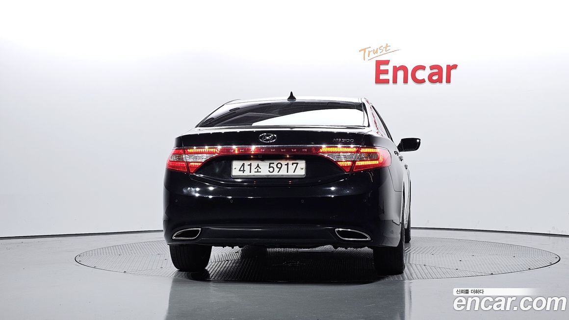 Hyundai Grandeur 2011