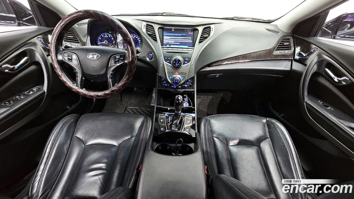 Hyundai Grandeur 2011