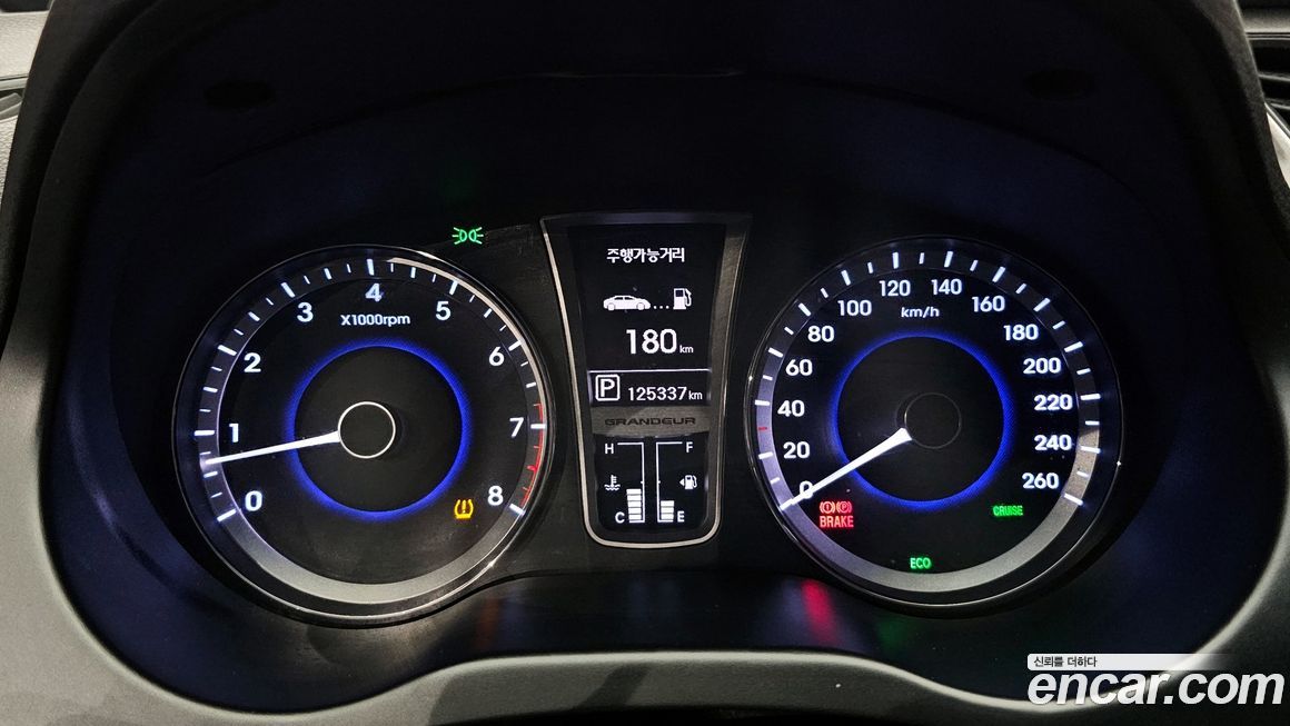 Hyundai Grandeur 2011