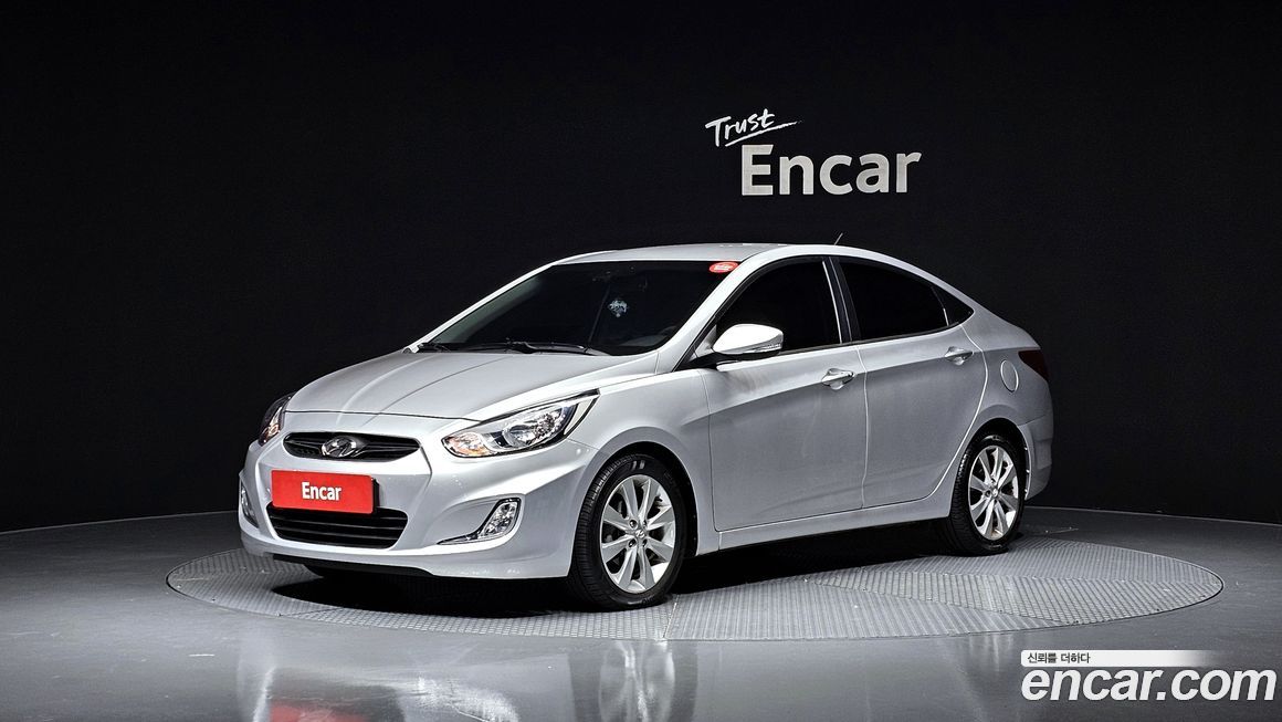 Hyundai Accent 2012