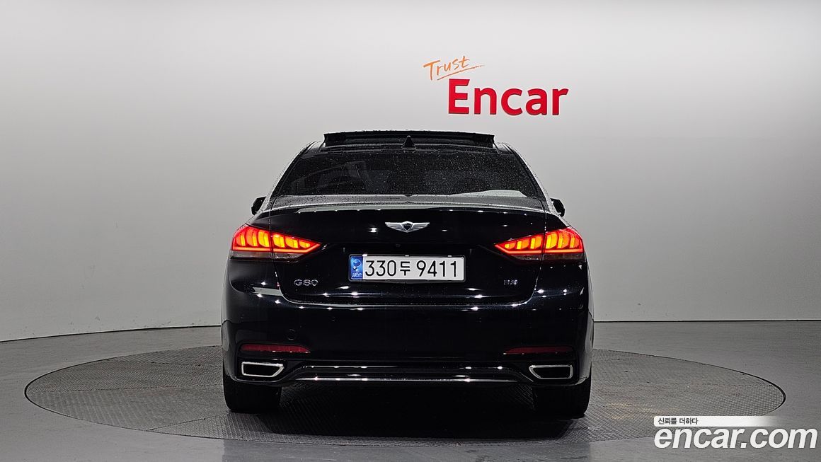 Hyundai Genesis 2016