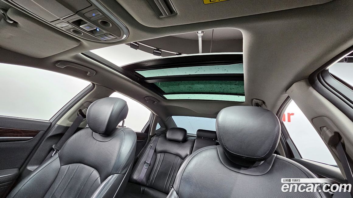 Hyundai Genesis 2016