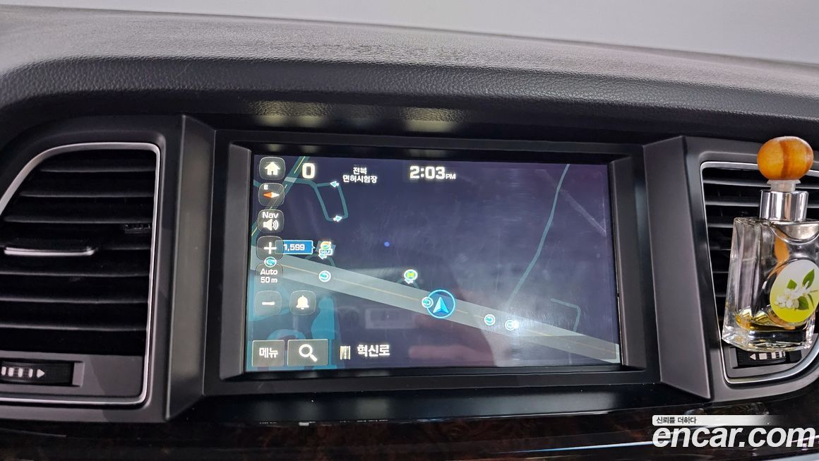 Hyundai Genesis 2016