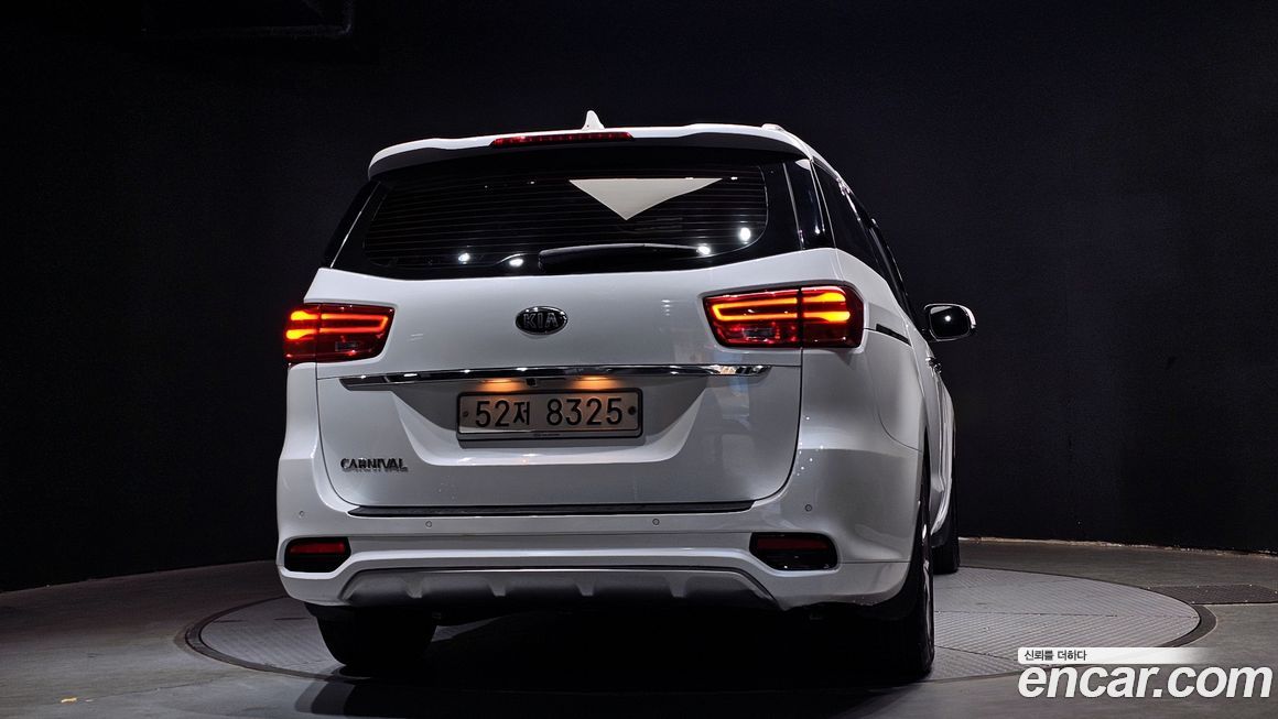 Kia Canival 2019