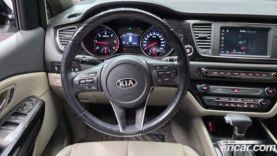 Kia Canival 2019