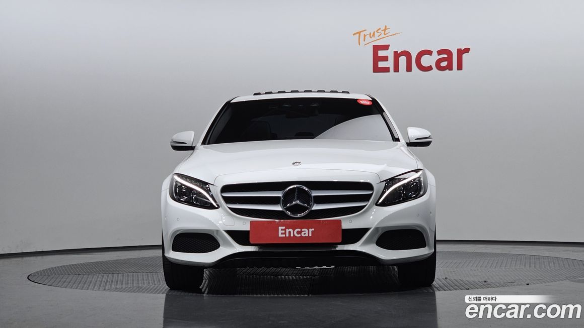 Mercedes-Benz C-Class 2018