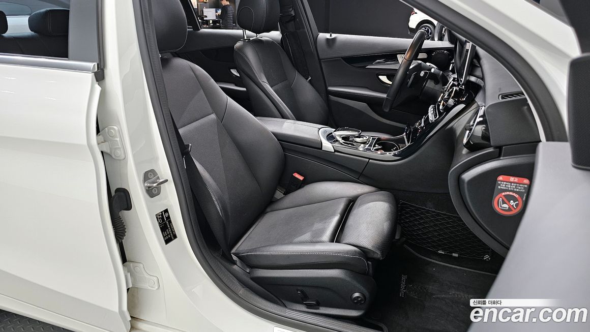 Mercedes-Benz C-Class 2018