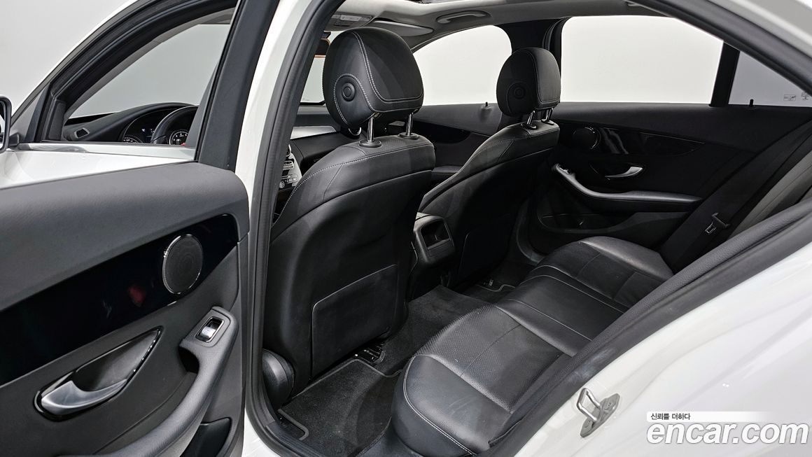 Mercedes-Benz C-Class 2018