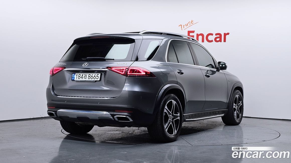 Mercedes-Benz GLE-Class 2021