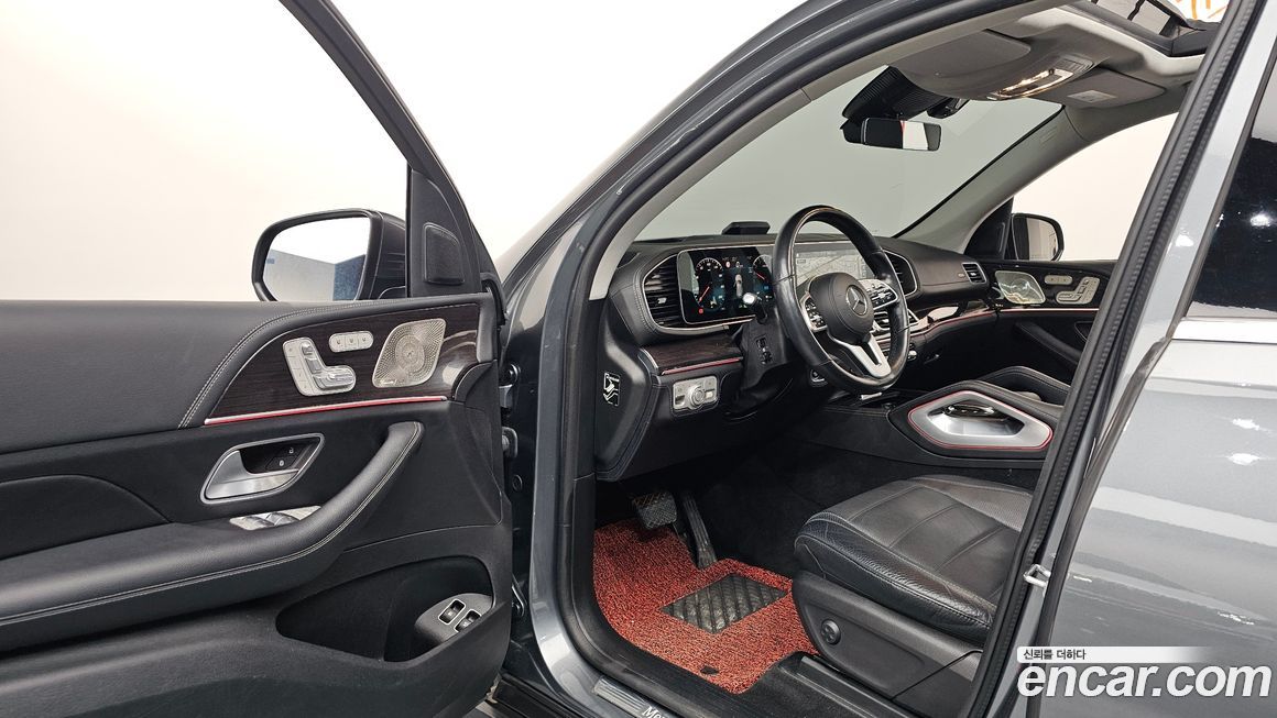 Mercedes-Benz GLE-Class 2021