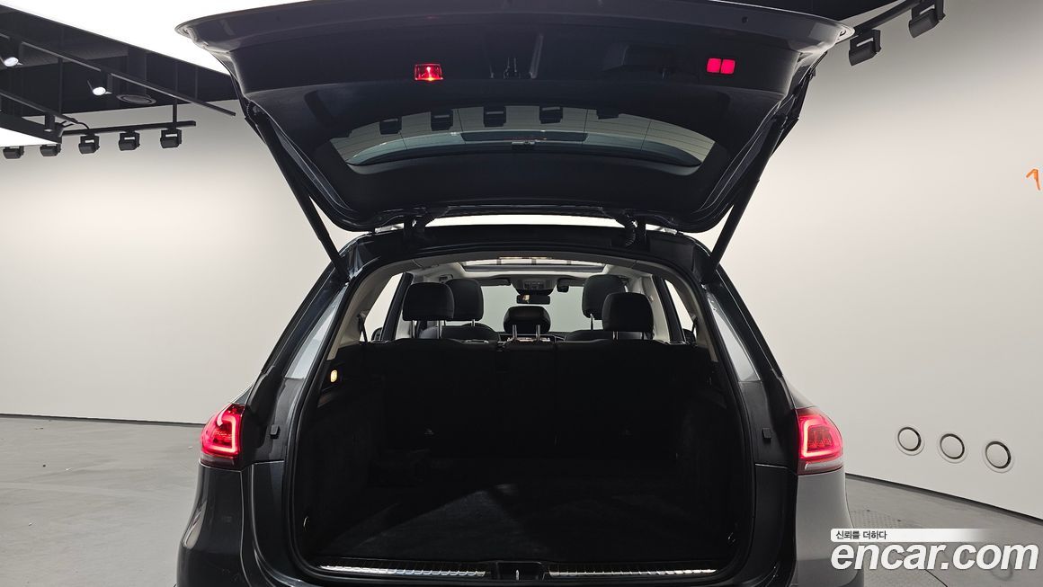 Mercedes-Benz GLE-Class 2021