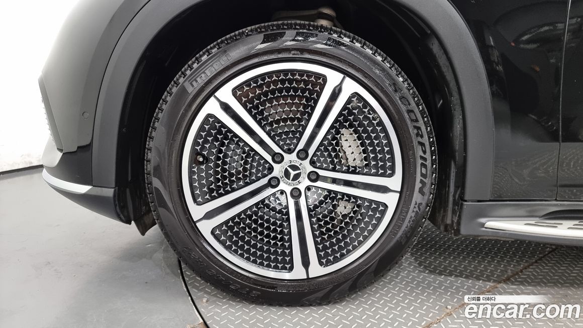 Mercedes-Benz EQS 2023