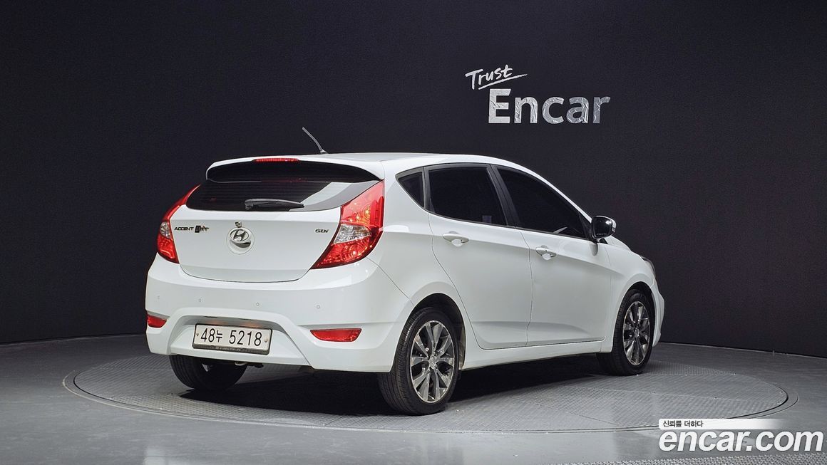 Hyundai Accent 2014