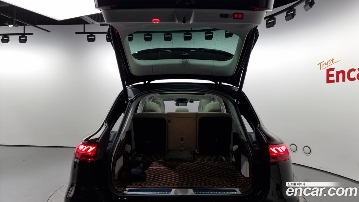 Mercedes-Benz EQS 2023