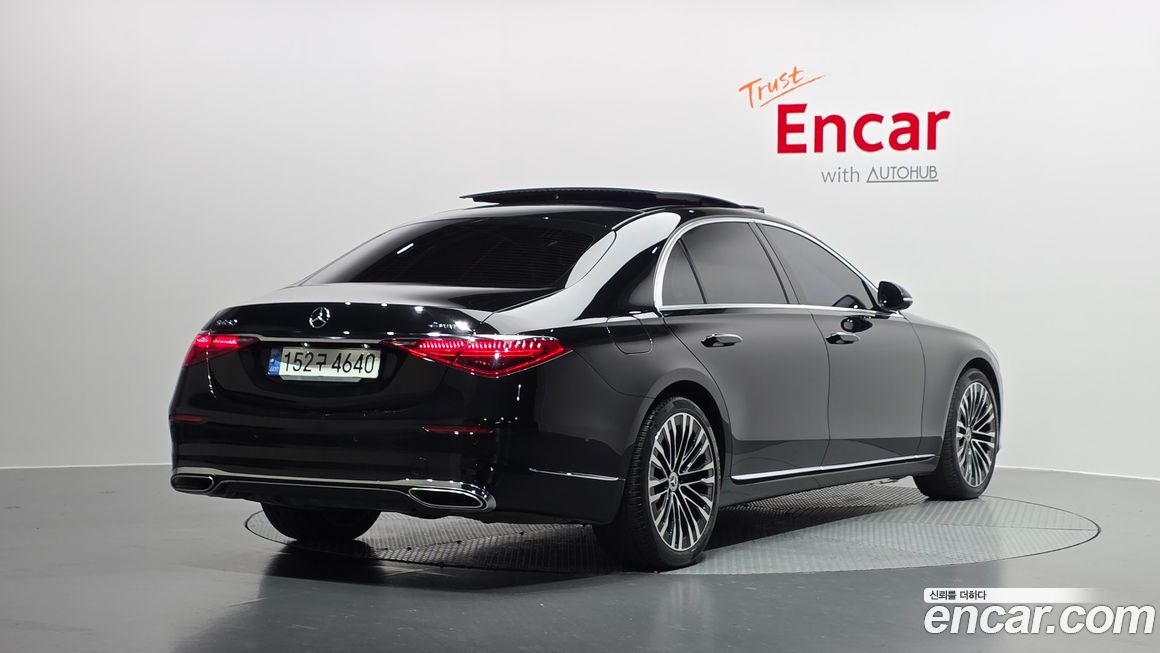 Mercedes-Benz S-Class 2022