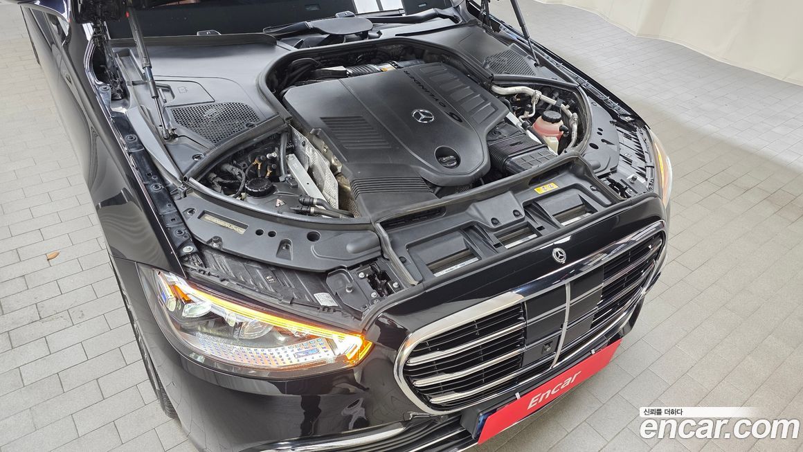 Mercedes-Benz S-Class 2022