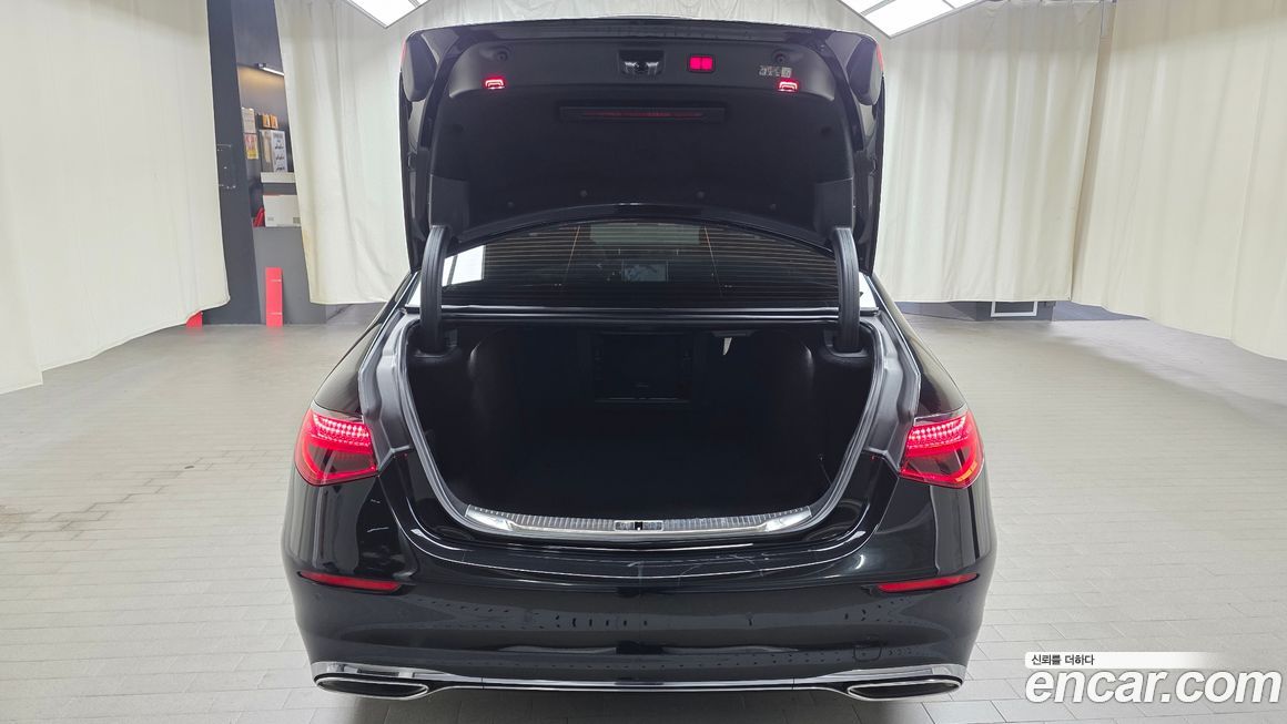 Mercedes-Benz S-Class 2022