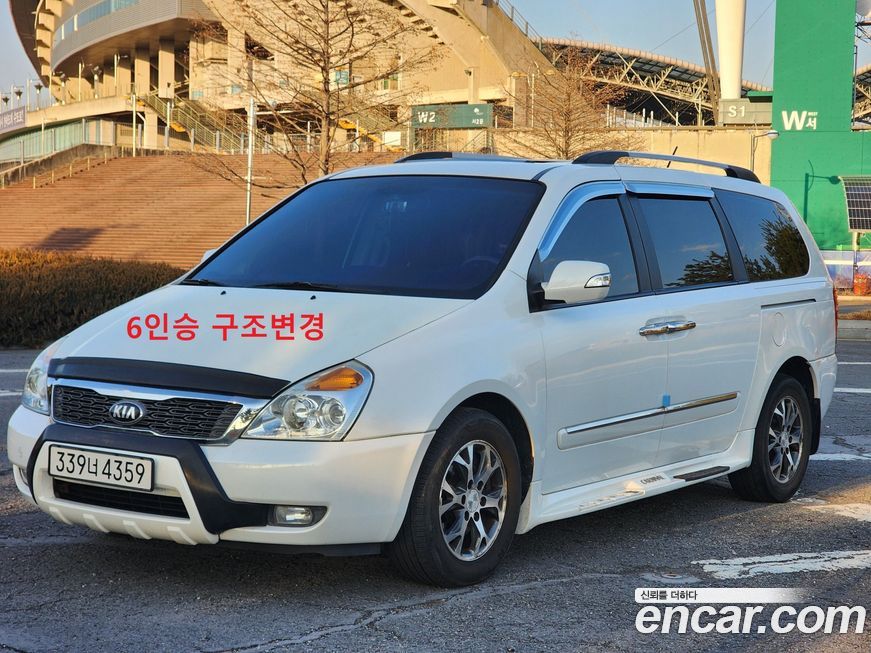 Kia Canival 2013