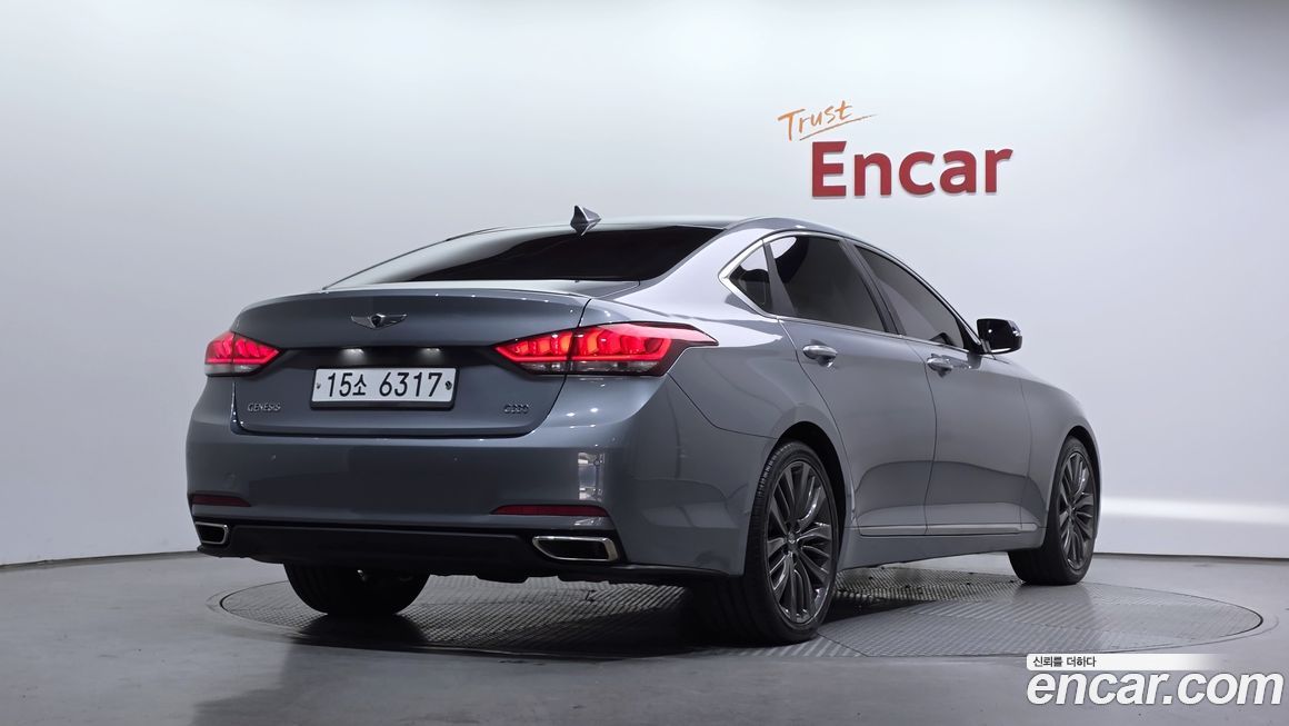 Hyundai Genesis 2016