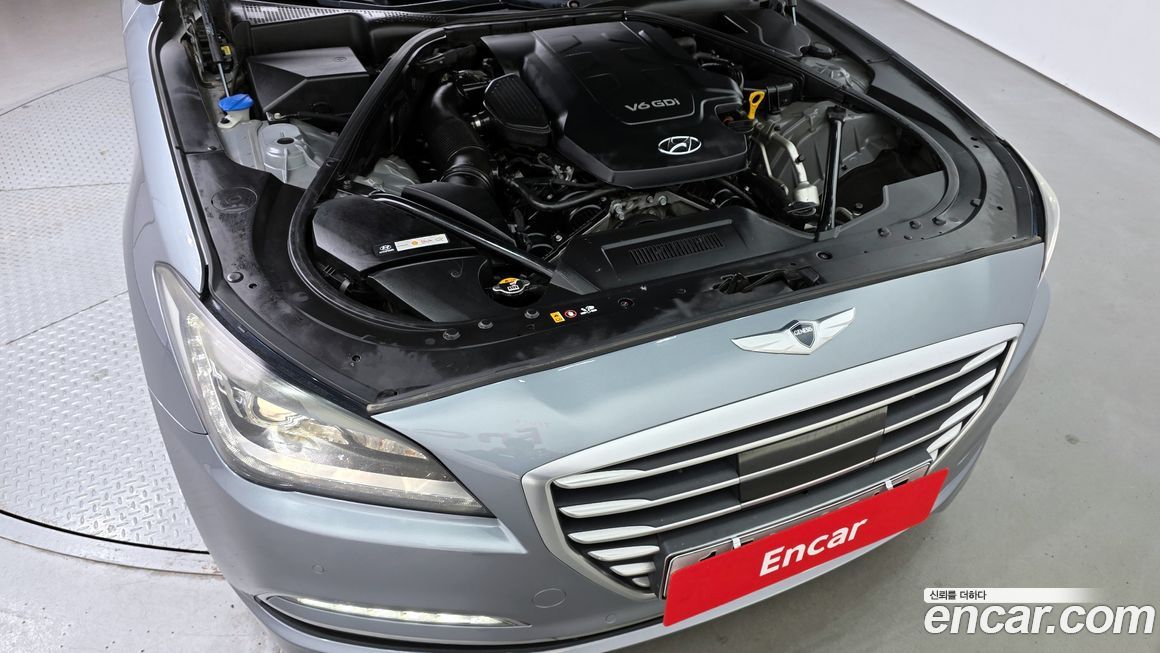 Hyundai Genesis 2016