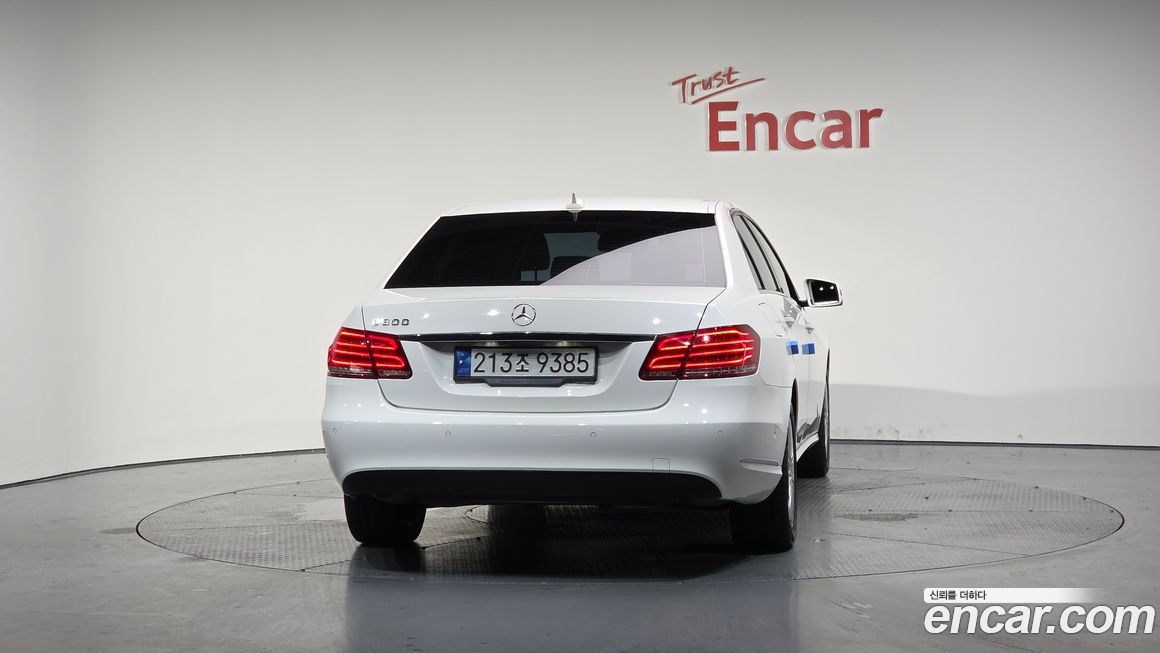 Mercedes-Benz E-Class 2014