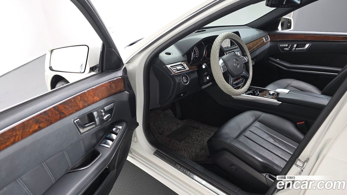 Mercedes-Benz E-Class 2014