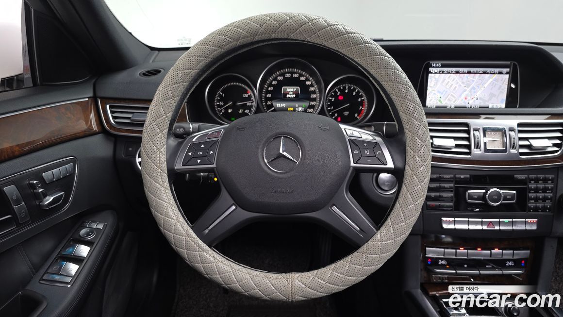 Mercedes-Benz E-Class 2014