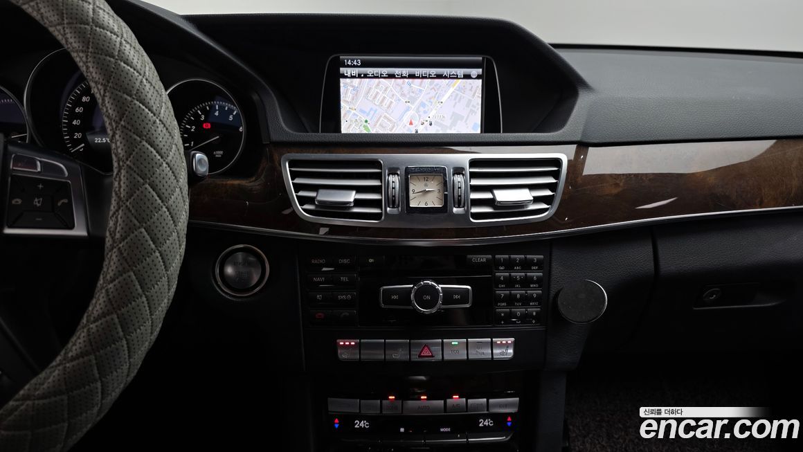 Mercedes-Benz E-Class 2014