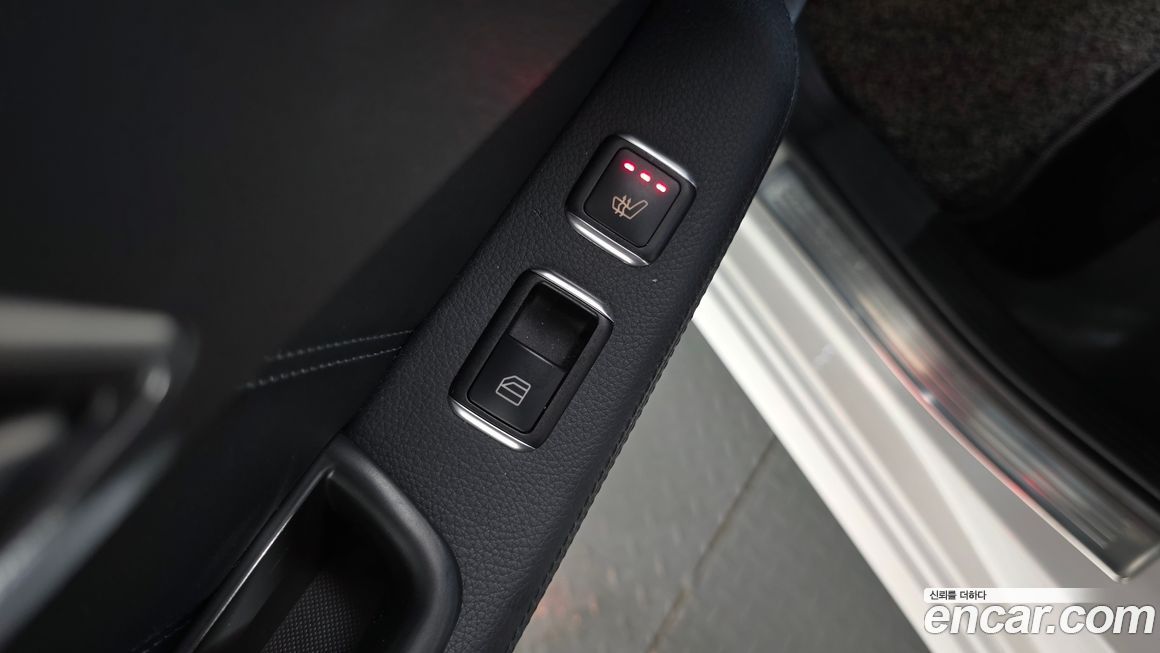 Mercedes-Benz E-Class 2014