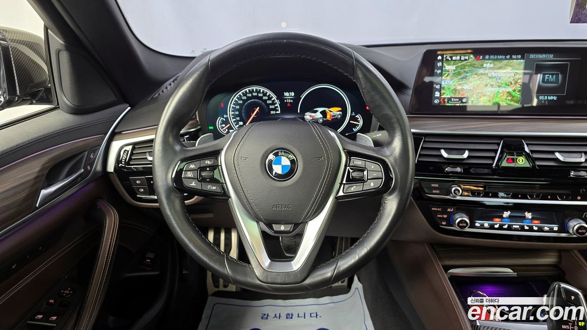 BMW 5-Series 2018