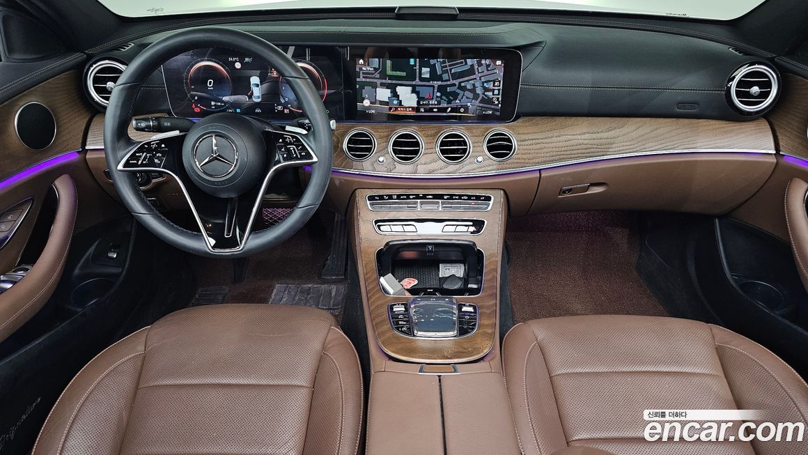 Mercedes-Benz E-Class 2023