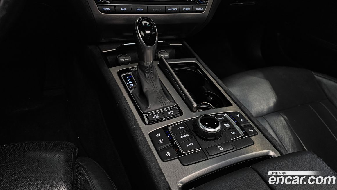 Hyundai Genesis 2016