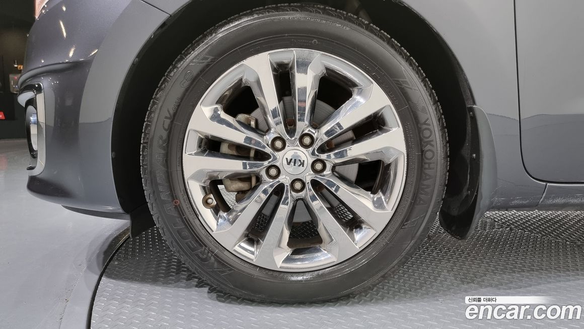 Kia Canival 2016