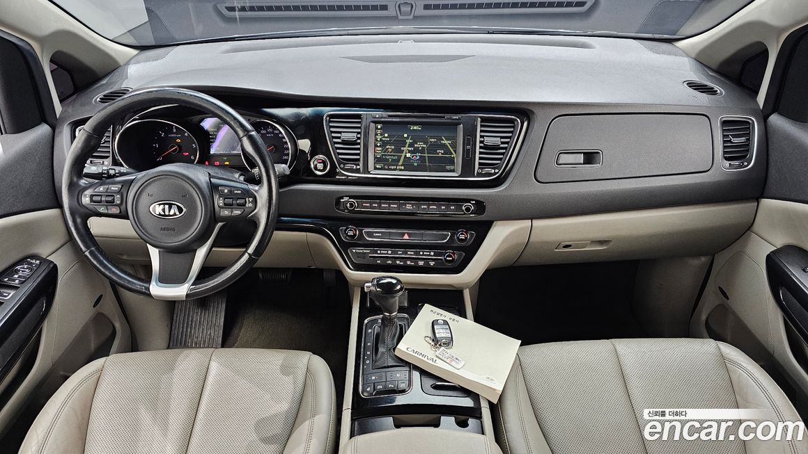Kia Canival 2016