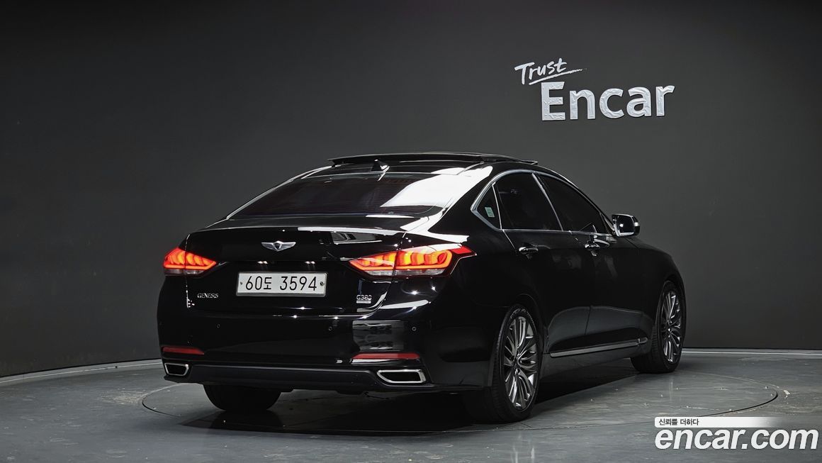 Hyundai Genesis 2016