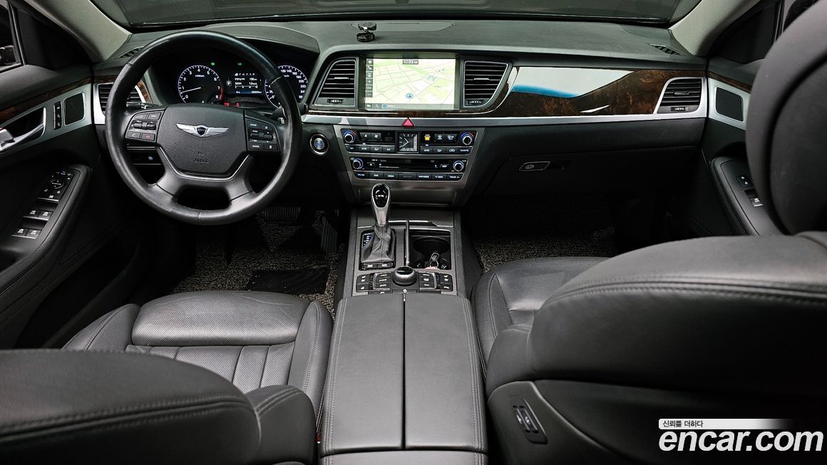 Hyundai Genesis 2016