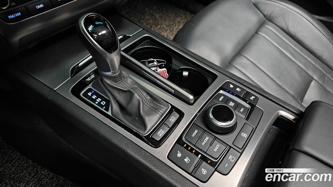 Hyundai Genesis 2016