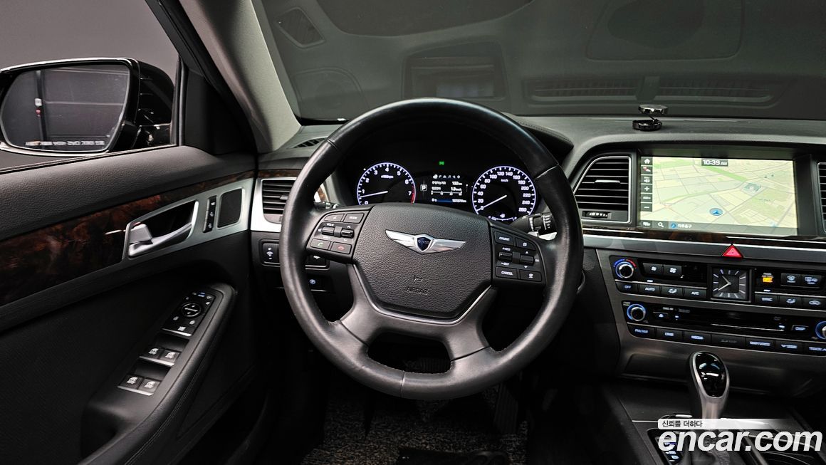 Hyundai Genesis 2016