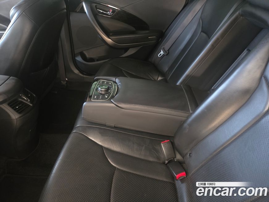 Hyundai Grandeur 2013