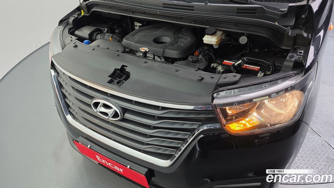 Hyundai Starex 2019