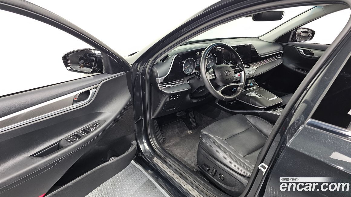 Hyundai Grandeur 2021