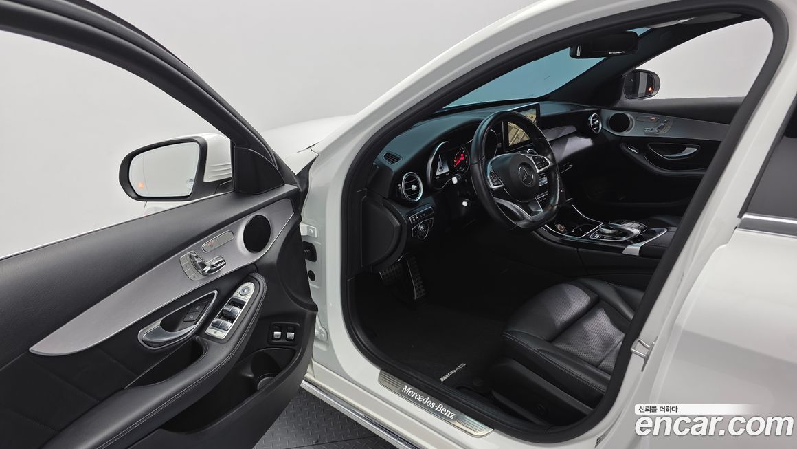 Mercedes-Benz C-Class 2018