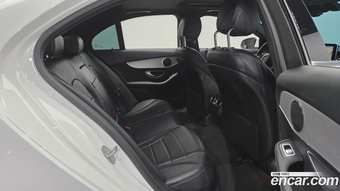 Mercedes-Benz C-Class 2018