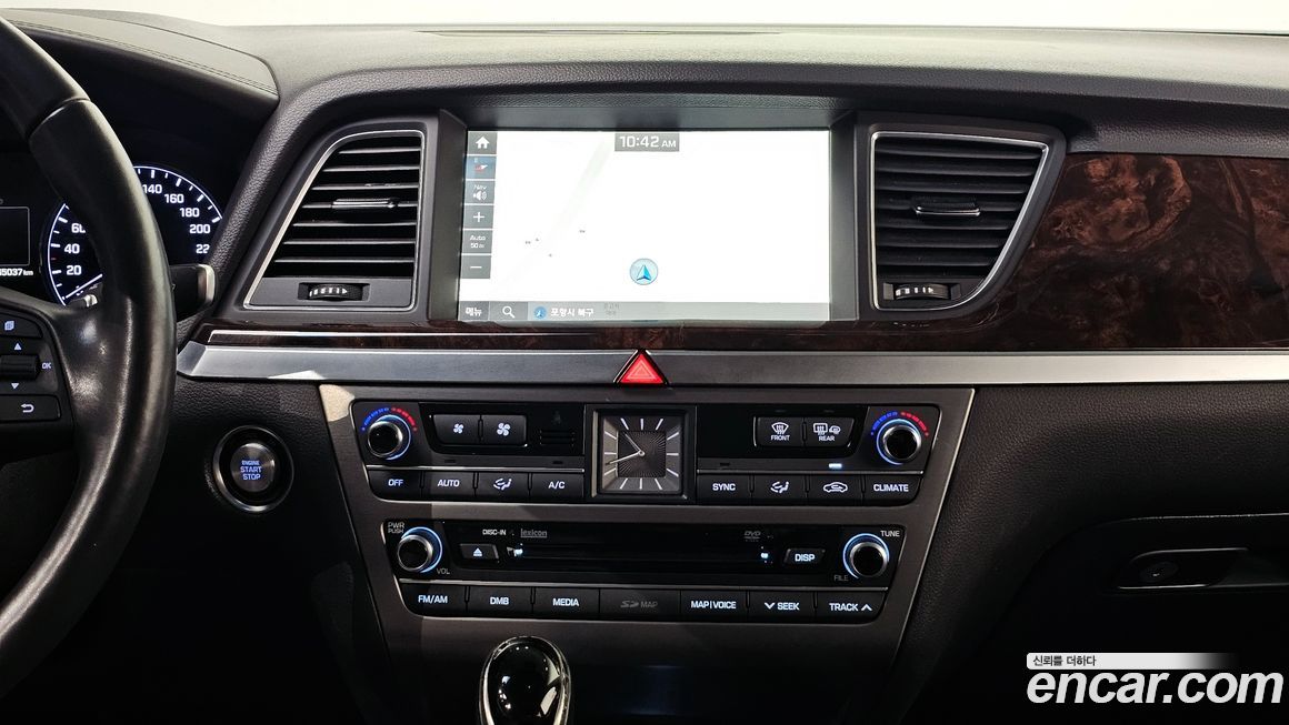 Hyundai Genesis 2015