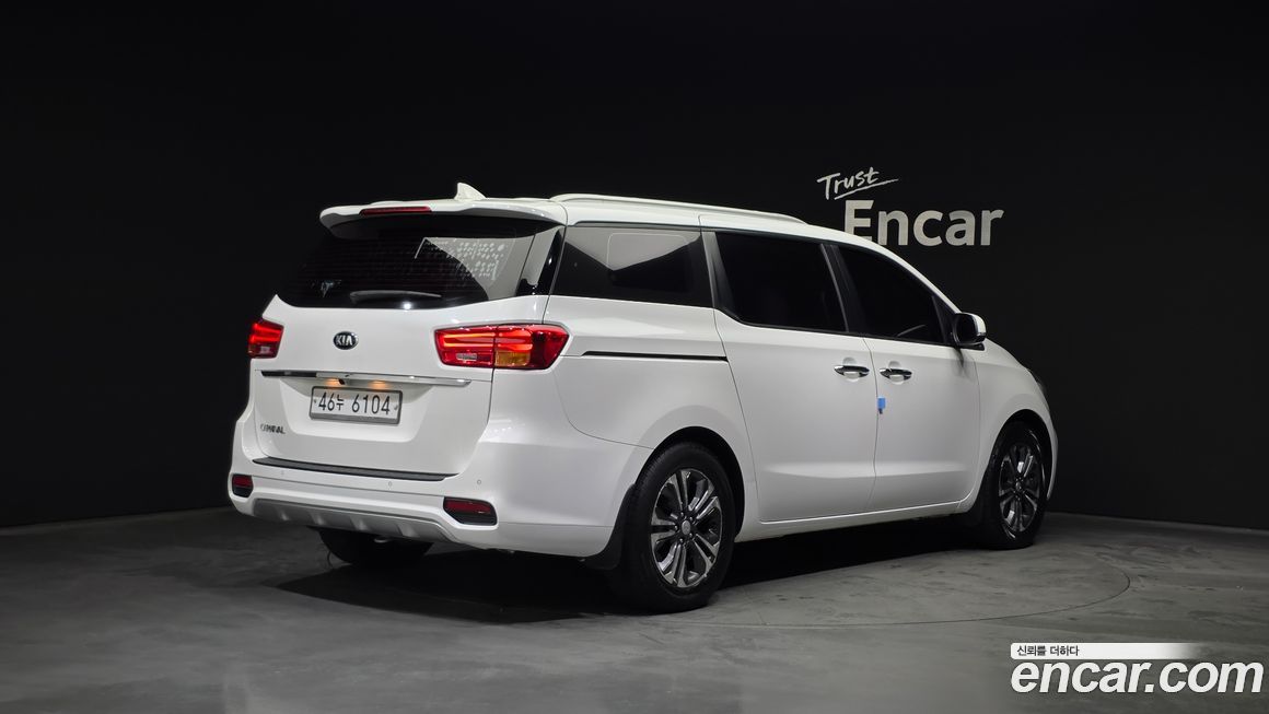 Kia Canival 2019