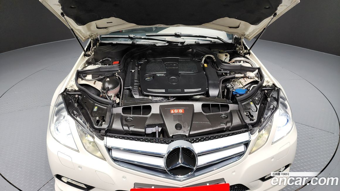 Mercedes-Benz E-Class 2012